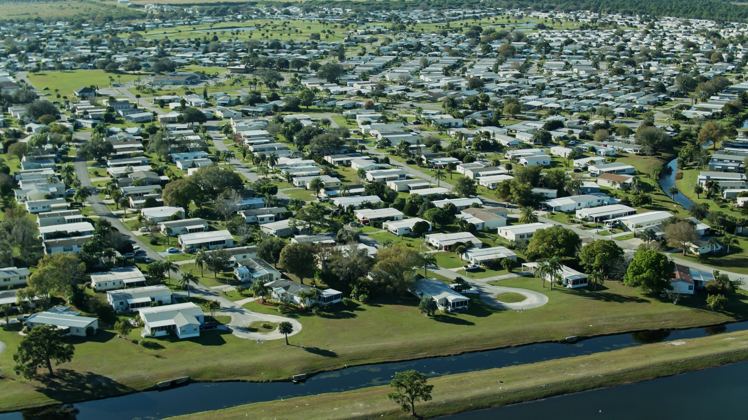 Aerial view of a Florida suburban neighborhood