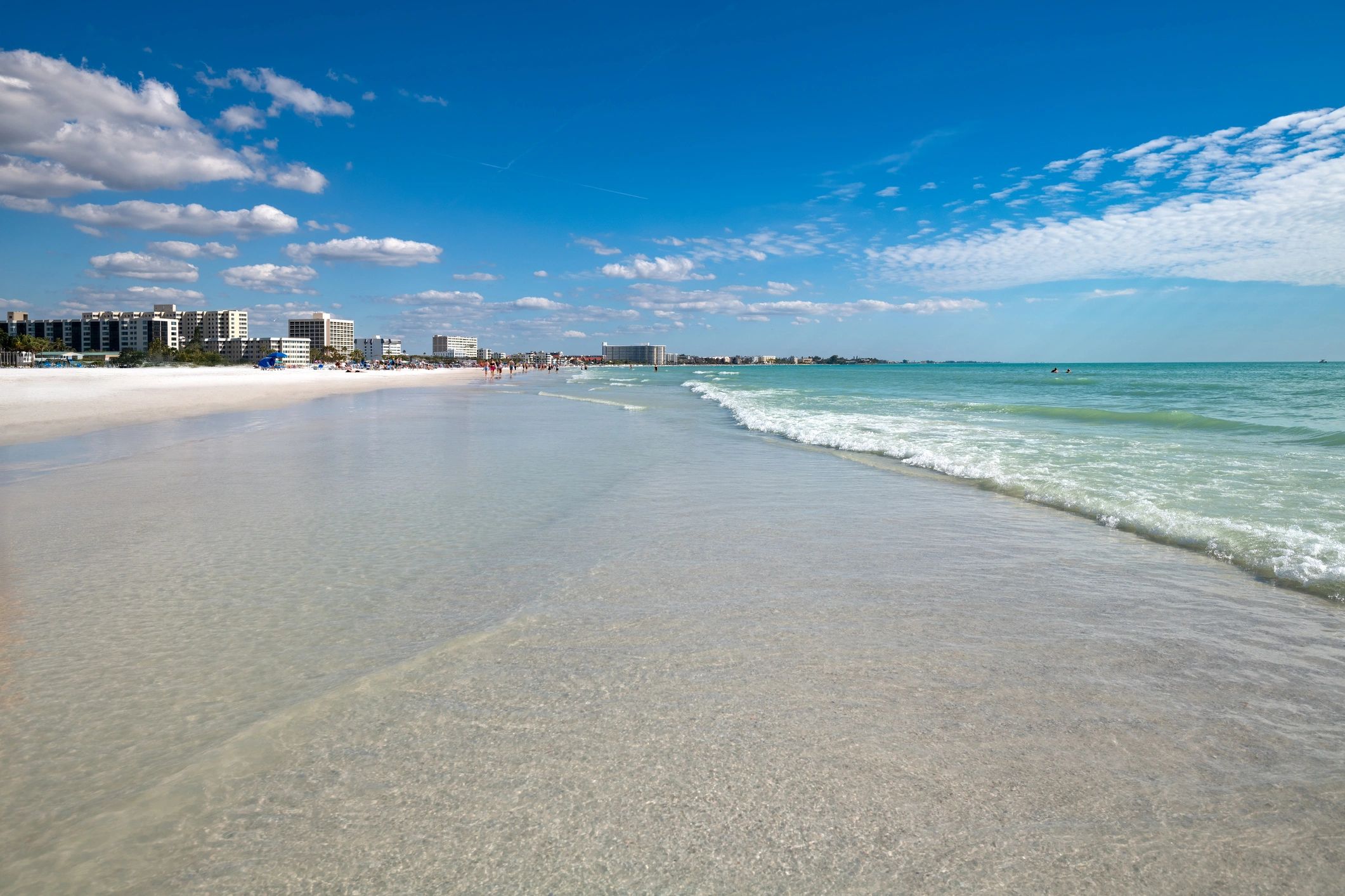 Sarasota Gulf Coast beach scene representing the Sarasota lifestyle