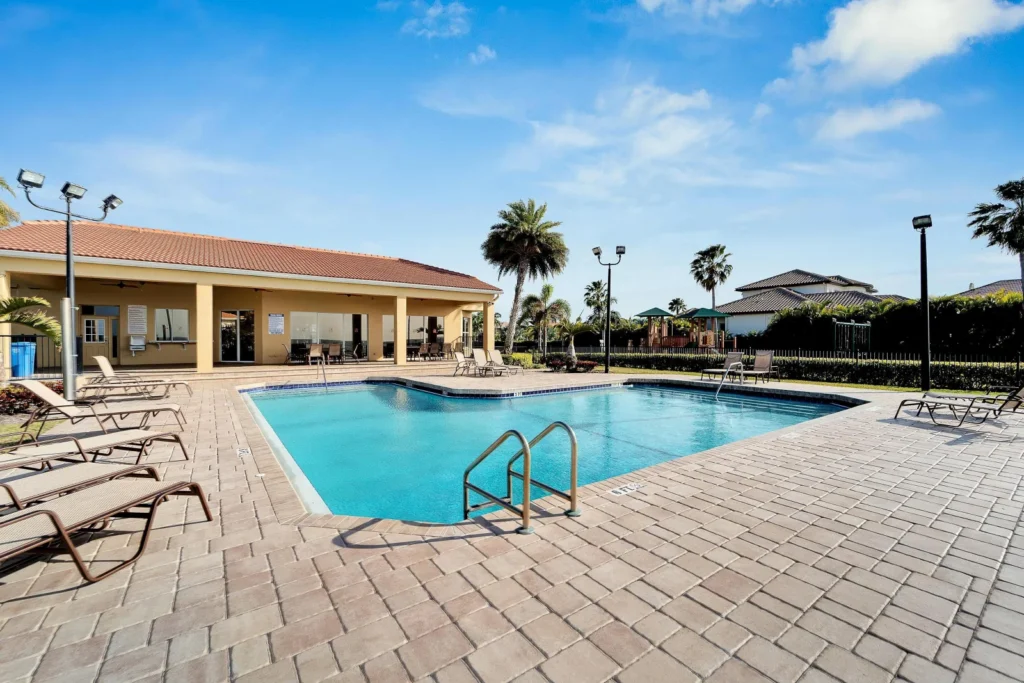 FHA vs. Conventional Loans in Florida: How First-Time Buyers Can Compare
