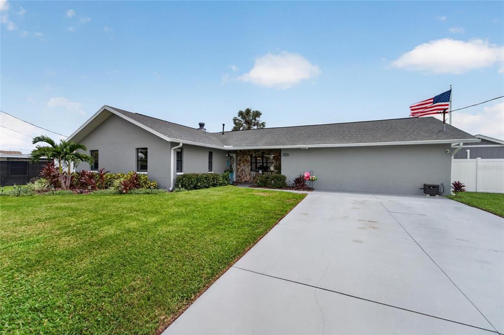Front of 3422 W Shell Point Road, Ruskin FL