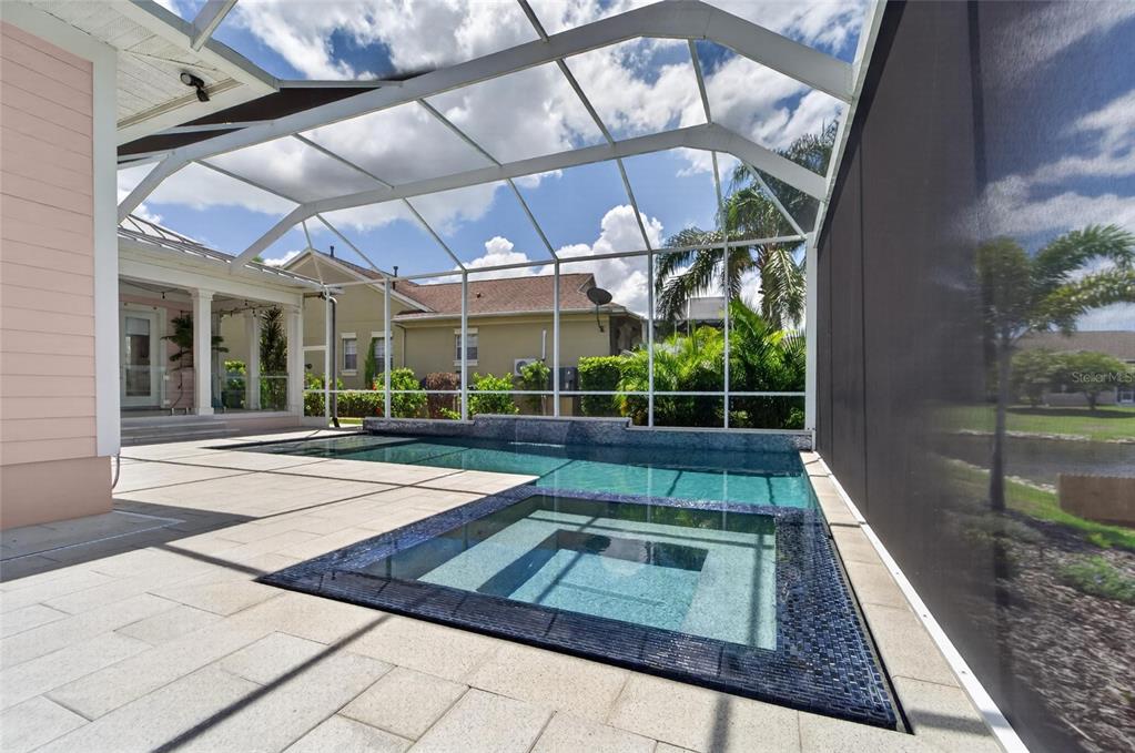 Heated and cooled pool and spa