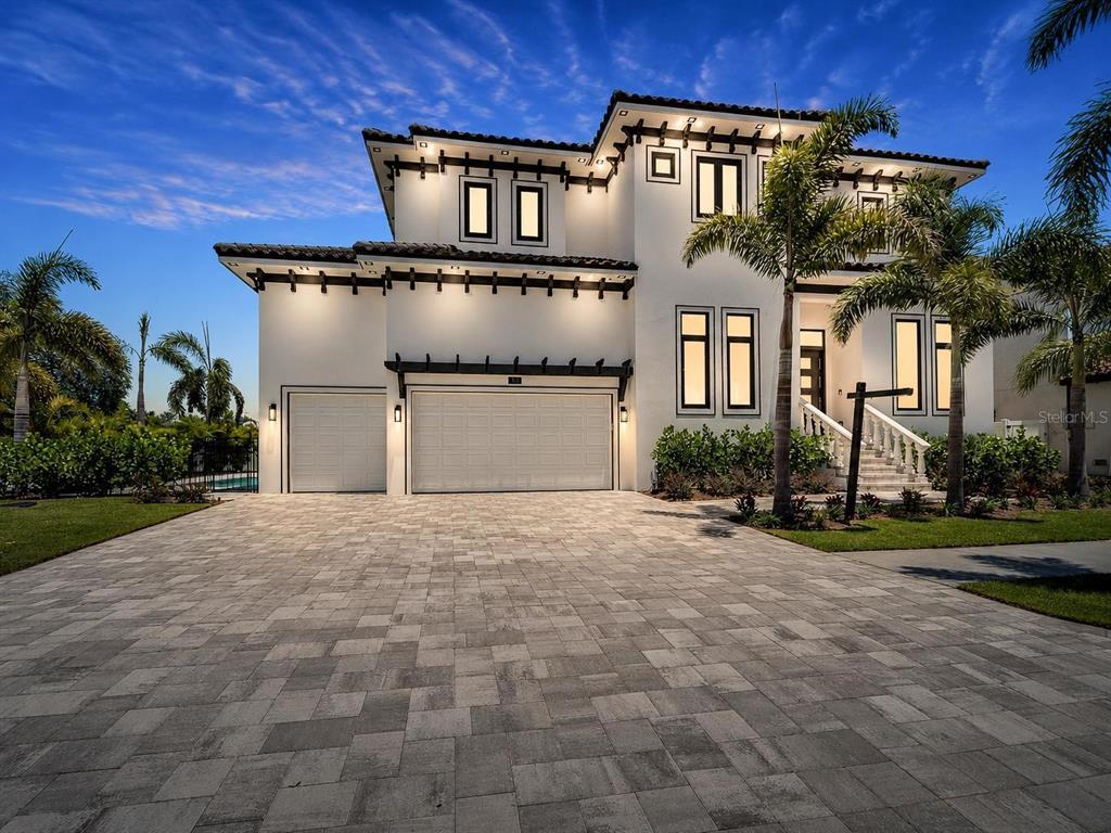 Front of 517 Treviso Drive, a 2024 Bistro Builders home in gated Treviso, Apollo Beach FL
