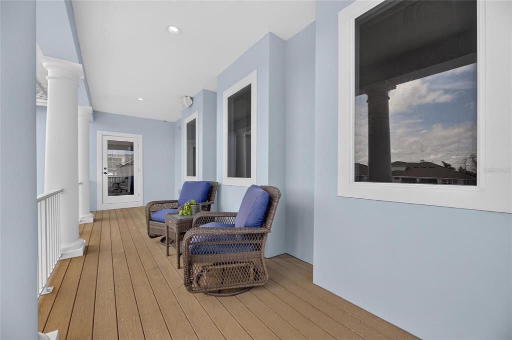Private balcony at 715 Islebay Drive Apollo Beach