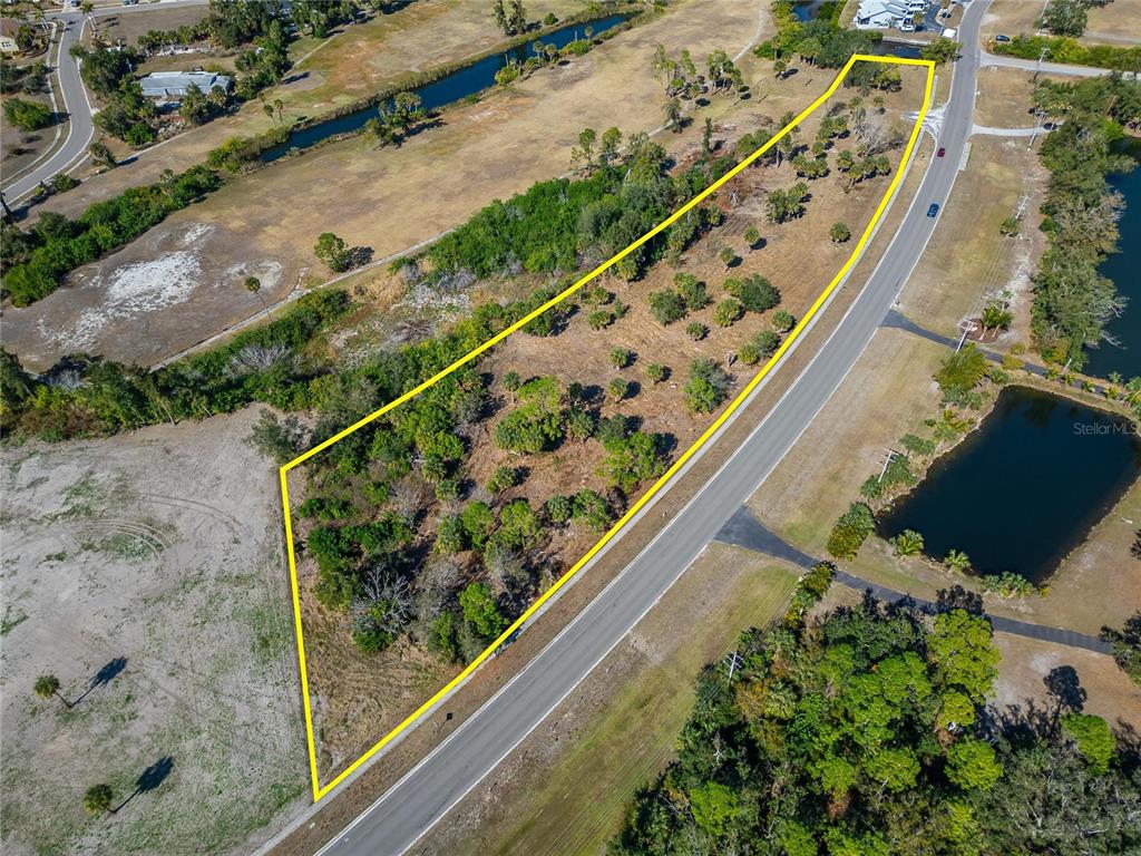 Aerial view of 819 Golf and Sea Boulevard and surrounding neighborhoods