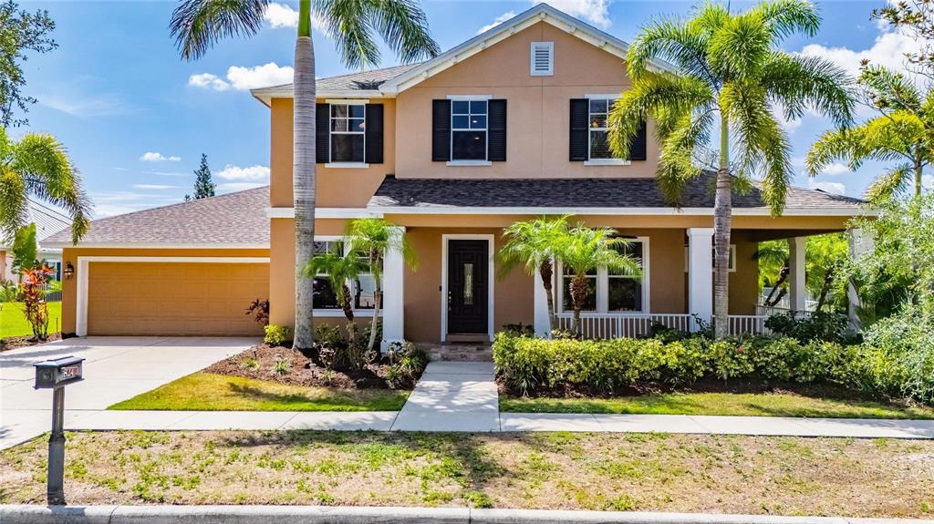 Front of 824 Islebay Drive in MiraBay, Apollo Beach