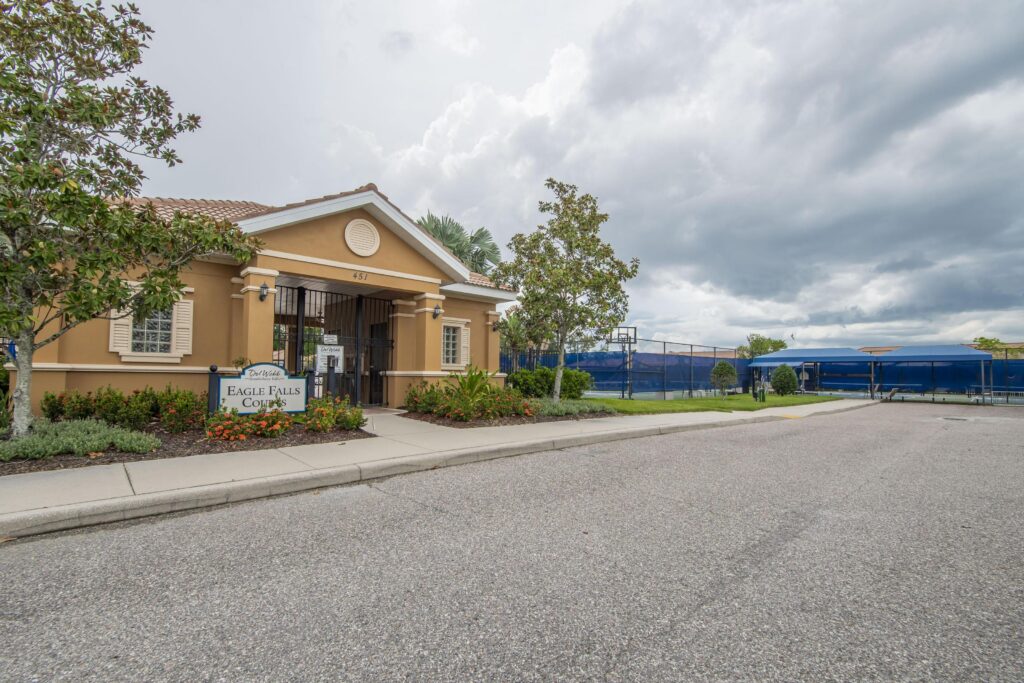 Guard house at the gated entrance to Del Webb Southshore Falls, Apollo Beach